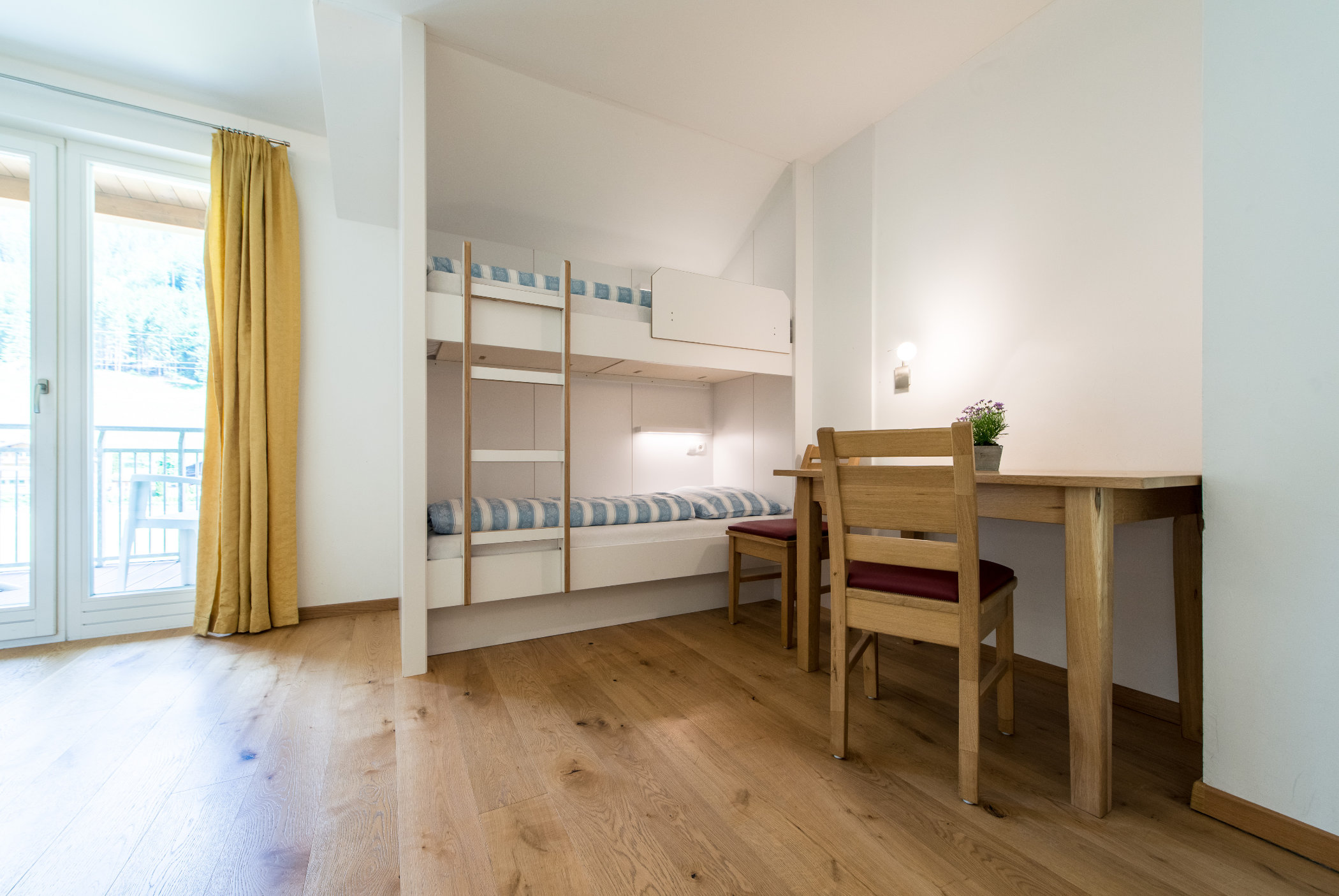 Stockbett - Mehrbettzimmer